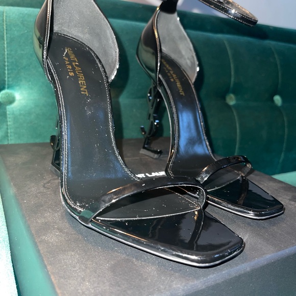 Worn once, in brand new condition - Picture 7 of 8